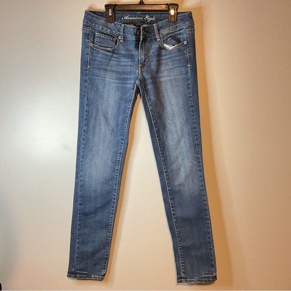 American Eagle Outfitters Denim - American Eagle Stretch Skinny Jeans Size 6
